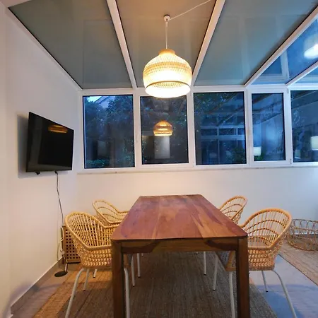 & Sunny Apartment *